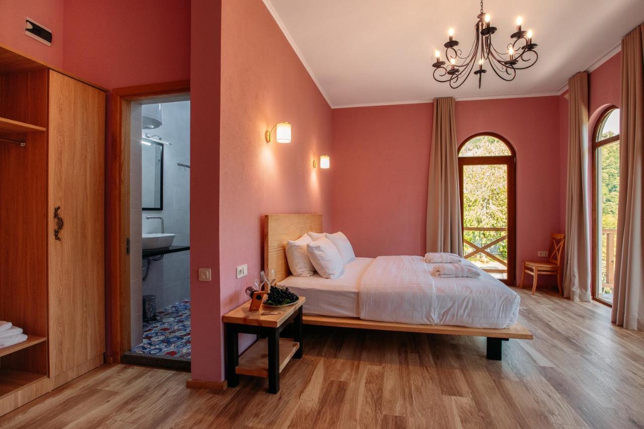 Hotel Chateau Iveri Varjanisi Luaran gambar