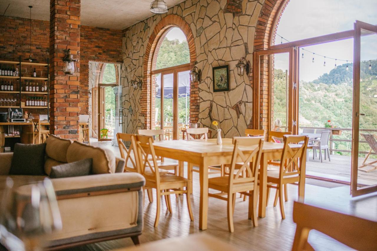 Hotel Chateau Iveri Varjanisi Luaran gambar